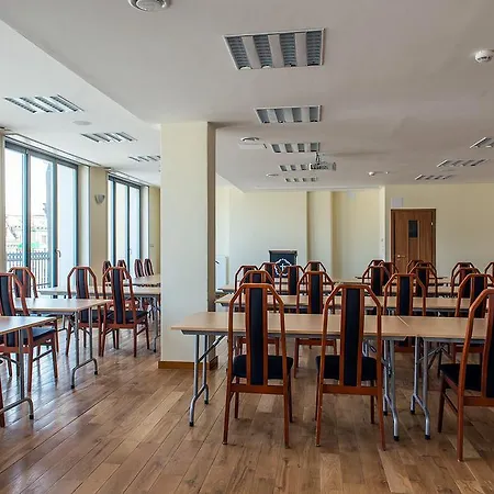 Aparthotel Kamienica Pod Aniolami 3*