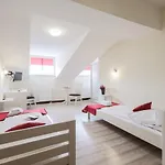 Kamienica Pod Aniolami Aparthotel Breslavia