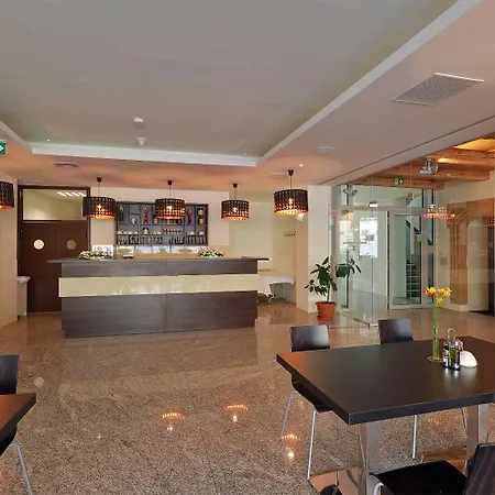 Hotel apartamentowy Kamienica Pod Aniołami 3*