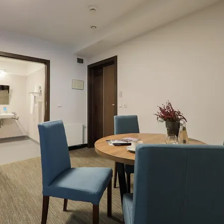 Hotel apartamentowy Kamienica Pod Aniołami 3*